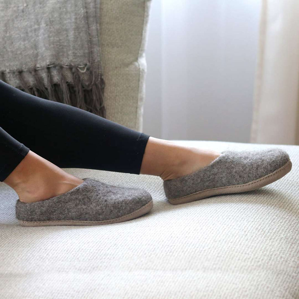 Women's 'Newport' Wool House Shoe Nootkas