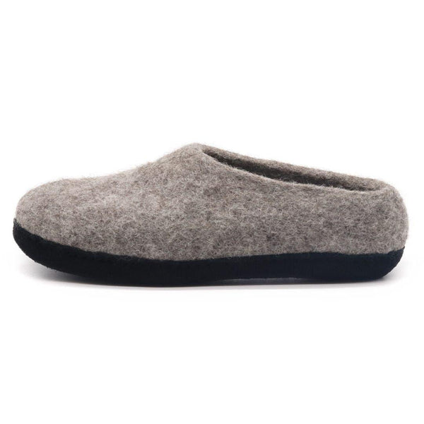 Women's Newport Noir wool house shoe with black sole