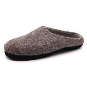 Nootkas Astoria Wool House Slipper in slate gray with black sole