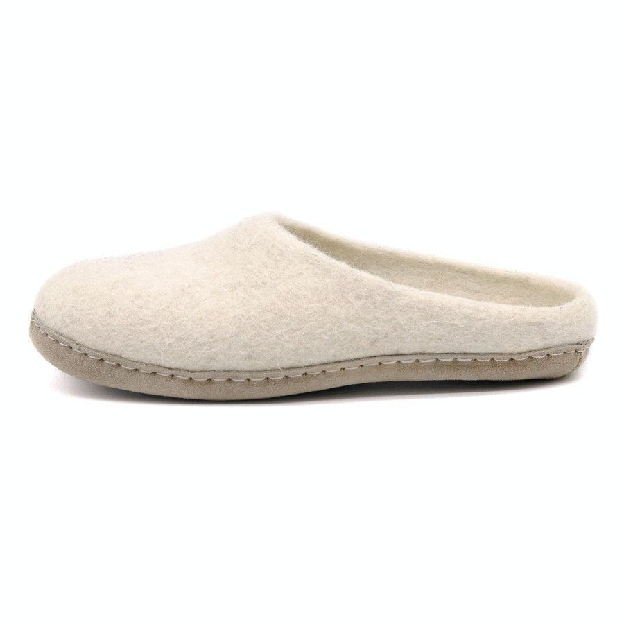 Women's Astoria dye-free wool slippers in Oatmeal